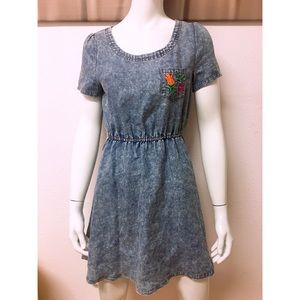 NWOT✨ En Creme Skater Dress